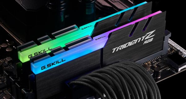 GSKILL Trident Z RGB DDR4-4600Mhz CL18 16GB (2X8GB) 1.45V F4-4600C18D-16GTZR Dual Kit Ram